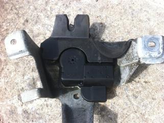 Замок 5-ой двери Toyota Highlander