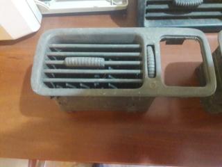 Дефлектор. Регулятор воздушного потока Honda CRV 1999 контрактная Дефлектор. Регулятор воздушного потока Honda CRV 1999