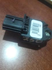 Датчик airbag передний Toyota Avensis 2007 контрактная Датчик airbag передний Toyota Avensis 2007
