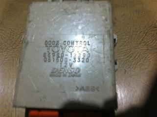 Блок управления дверьми Toyota Corolla Levin