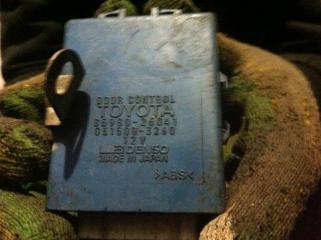 Блок управления дверьми Toyota