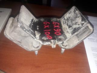 Подушка кпп коробки передач Toyota Mark II