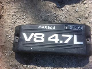 Декоративная крышка двс Toyota Sequoia 2005