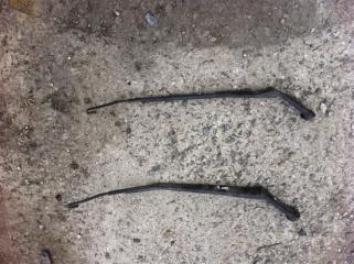 Держатель щетки стеклоочистителя (поводки дворников) Toyota Chaser