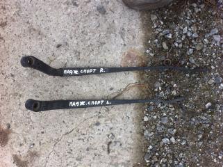 Держатель щетки стеклоочистителя (поводки дворников) Mitsubishi Pajero sport