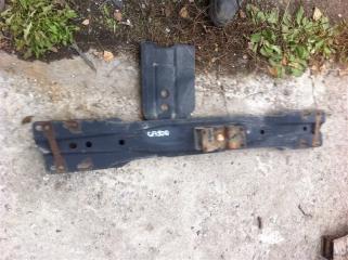 Траверса кпп Toyota Land Cruiser