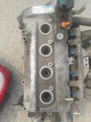 Крышка головки блока цилиндров Toyota Ractis Б/У Крышка головки блока цилиндров Toyota Ractis