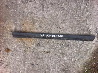 Молдинг накладка на дверь задний правый Toyota Cresta