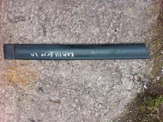 Молдинг накладка на дверь задний правый Toyota Camry