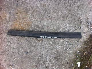 Молдинг накладка на дверь задний Toyota Chaser