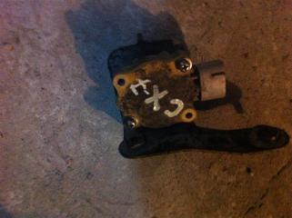 Датчик высоты дорожного просвета Mazda CX7 Б/У Датчик высоты дорожного просвета Mazda CX7