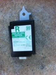 Блок бесключевого доступа Toyota Highlander 2012