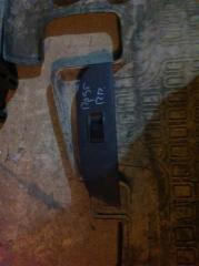 Блок управления стеклоподъемника передний правый Toyota Land Cruiser Prado