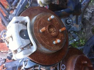 Фото запчасти тормозной диск задний HYUNDAI Solaris 2011 Б/У запчасть Запчасть тормозной диск задний HYUNDAI Solaris 2011