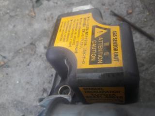 Датчик замедления Toyota Vista Ardeo 1999