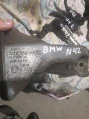 Кронштейн опоры двигателя BMW 318i 2003