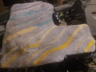 Коврик Toyota Raum Б/У Коврик Toyota Raum