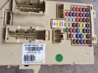 Фото запчасти блок предохранителей HYUNDAI I30 2014 Б/У запчасть Запчасть блок предохранителей HYUNDAI I30 2014