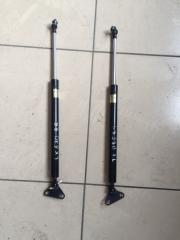 Амортизатор капота Lexus LX570 2012 Б/У Амортизатор капота Lexus LX570 2012