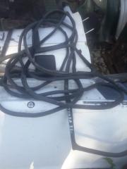 Уплотнитель двери Nissan Tiida Latio 2005