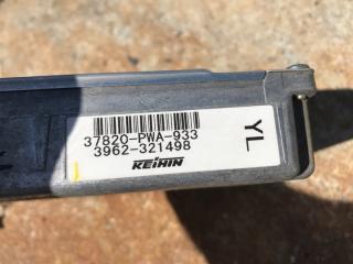 Бортовой компьютер блок управления ДВС Honda Fit 2002