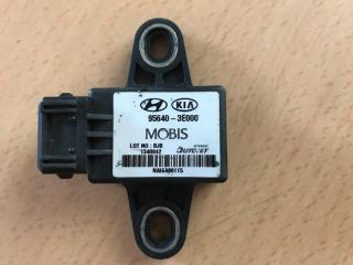 Фото запчасти датчик ускорения KIA SORENTO Б/У запчасть Запчасть датчик ускорения KIA SORENTO