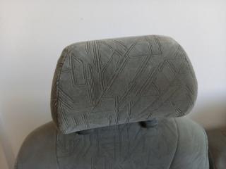 Подголовники передние Toyota Vista Ardeo 1999 Б/У Подголовники передние Toyota Vista Ardeo 1999