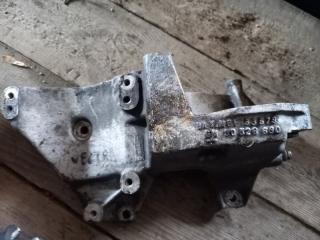 Запчасть кронштейн компрессора кондиционера OPEL VECTRA 1999