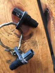 Датчик положения распредвала Toyota Corolla 2010