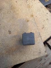 Реле Nissan Sunny 2001