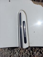 Фото запчасти накладка на крыло Mercedes-Benz C-Class 2005 Б/У запчасть Запчасть накладка на крыло Mercedes-Benz C-Class 2005