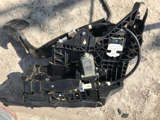 Педаль тормоза Cadillac SRX 2011