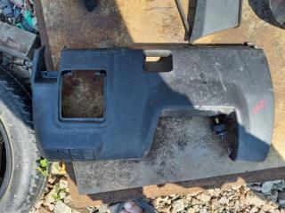 Консоль салона Subaru Impreza 2001 Б/У Консоль салона Subaru Impreza 2001