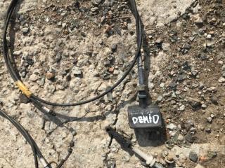 Запчасть тросик капота Mazda Demio