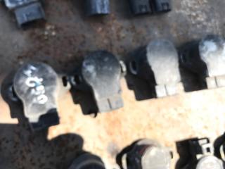 Датчик положения дроссельной заслонки Mitsubishi Б/У Датчик положения дроссельной заслонки Mitsubishi