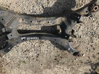 Запчасть балка подвески задняя Nissan Teana