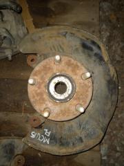 Поворотный кулак передний левый Toyota Harrier 1999