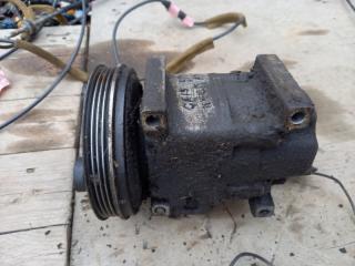 Компрессор кондиционера Nissan Wingroad 1998 Б/У Компрессор кондиционера Nissan Wingroad 1998