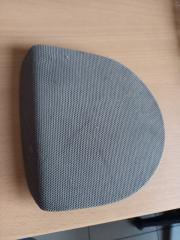 Крышка динамика правая Toyota Land Cruiser 1998 Б/У Крышка динамика правая Toyota Land Cruiser 1998