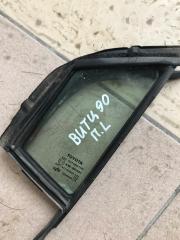 Запчасть форточка двери передняя левая Toyota Vitz