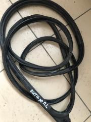 Уплотнительная резинка уплотнитель двери передняя левая Toyota Vitz Б/У Уплотнительная резинка уплотнитель двери передняя левая Toyota Vitz