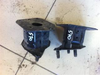 Крепление кронштейн усилителя бампера Lexus LX570 2012