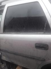 Запчасть обшивка двери задняя OPEL VECTRA 1999