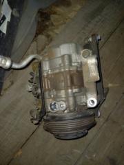 Компрессор кондиционера Subaru Legacy 2000 Б/У Компрессор кондиционера Subaru Legacy 2000