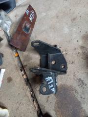 Кронштейн КПП Toyota Corona Premio 2001