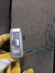 Повторитель поворота в крыло Nissan Bluebird Sylphy 2004