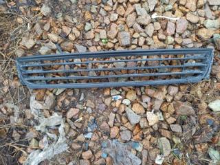 Решетка в бампер Volkswagen Polo 2011 Б/У Решетка в бампер Volkswagen Polo 2011