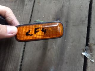 Поворотник в крыле Honda Torneo 2000