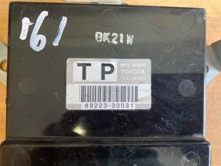 Блок управления дверьми TOYOTA Aristo 2001