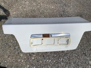 Крышка багажника Toyota Corolla Б/У Крышка багажника Toyota Corolla